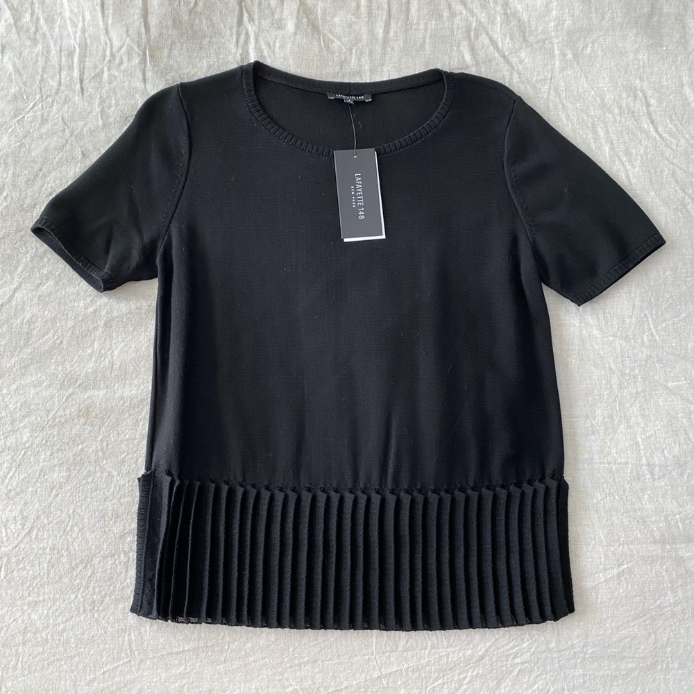 Lafayette 148 Short Sleeve Ruffle Hem Blouse